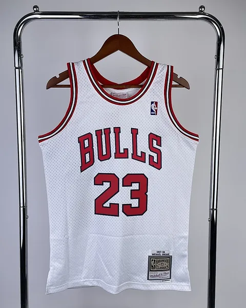 Camisola NBA Chicago Bulls Michael Jordan #23 Retro Mitchell & Ness 1998 Branca