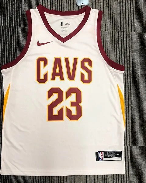 Camisola NBA Cleveland Cavaliers LeBron James #23 Branca
