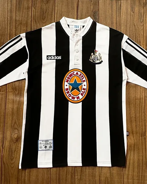 Camisola Retro Newcastle United 1995/96 Principal Manga Comprida